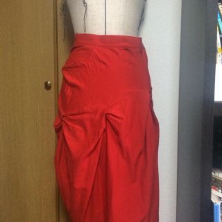 ヴィヴィアンウエストウッド(Vivienne Westwood)のヴィヴィアンウエストウッド viviennewestwood  スカート(ひざ丈スカート)