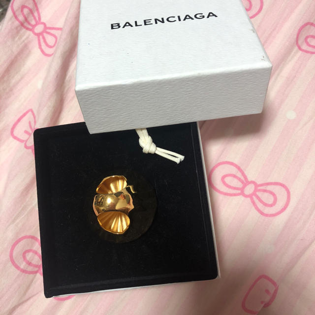 ブランド Balenciaga by ヤドン's shop｜バレンシアガならラクマ - バレンシアガ✨指輪の通販 ちなみに