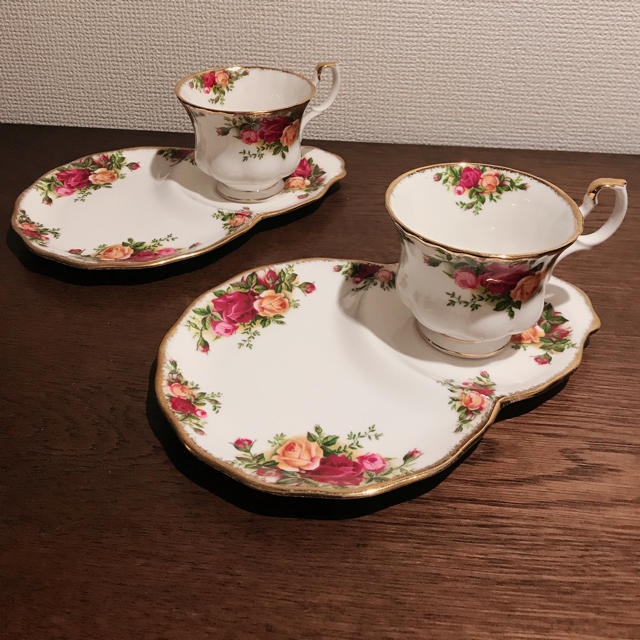 【ご予約品】 ROYAL ALBERT - ロイヤル アルバート OLD COUNTRY ROSE カップ＆ソーサー 2客 食器