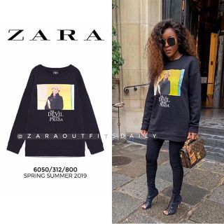 ザラ(ZARA)のプラダを着た悪魔 オーバーサイズ スウェット パーカー(トレーナー/スウェット)