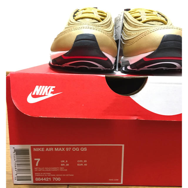 NIKE(ナイキ)の新品 ナイキ エアマックス97 Metallic Gold 25センチ メンズの靴/シューズ(スニーカー)の商品写真