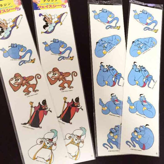 Disney 何にでも貼れるアラジンシール４枚セット の通販 By ペンギン大福 10 3 13発送不可 ディズニーならラクマ