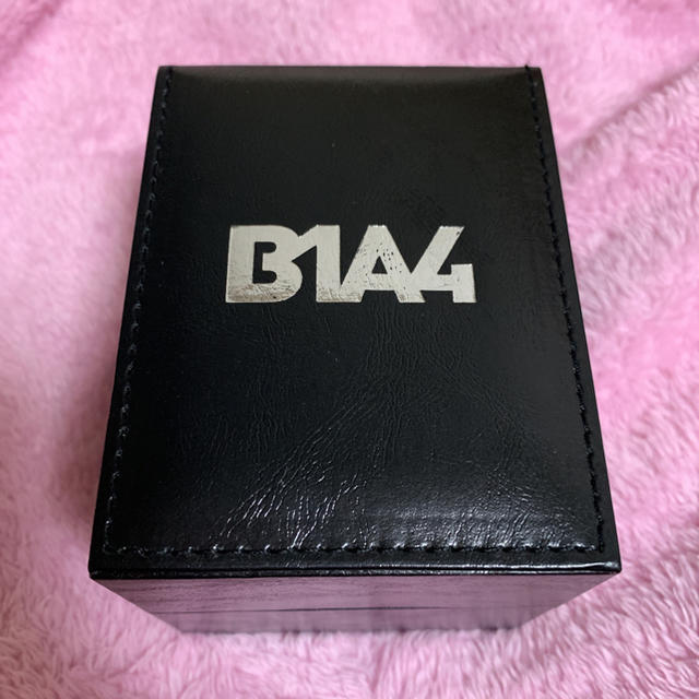 B1A4(ビーワンエーフォー)のB1A4 プレミアムシート 腕時計 エンタメ/ホビーのタレントグッズ(アイドルグッズ)の商品写真