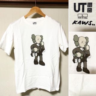 ユニクロ(UNIQLO)の大人気❗️KAWS × UT コラボ Tシャツ L(Tシャツ/カットソー(半袖/袖なし))