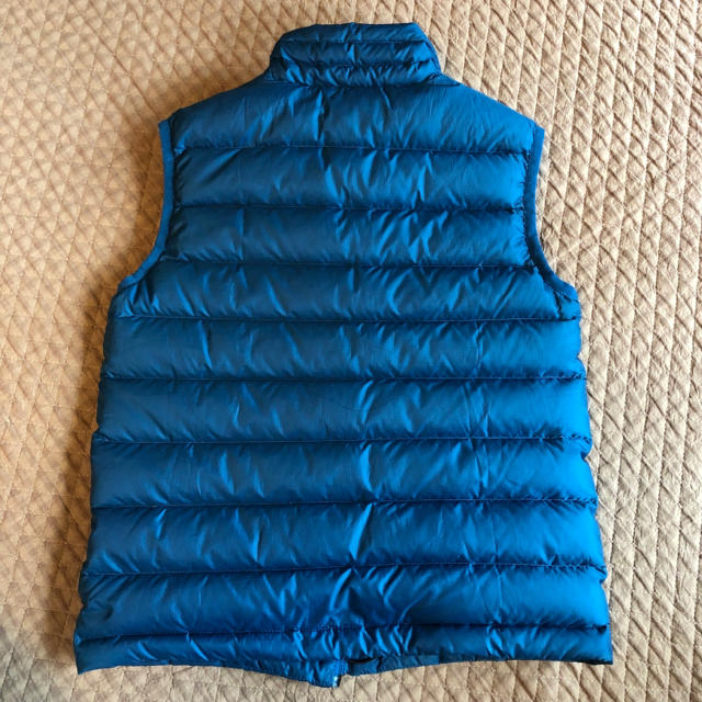 patagonia(パタゴニア)のパタゴニア ダウンベスト キッズXS キッズ/ベビー/マタニティのキッズ服男の子用(90cm~)(ジャケット/上着)の商品写真