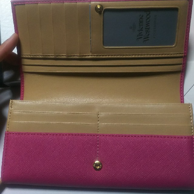 Vivienne Westwood(ヴィヴィアンウエストウッド)のヴィヴィアンウェストウッド長財布 レディースのファッション小物(財布)の商品写真