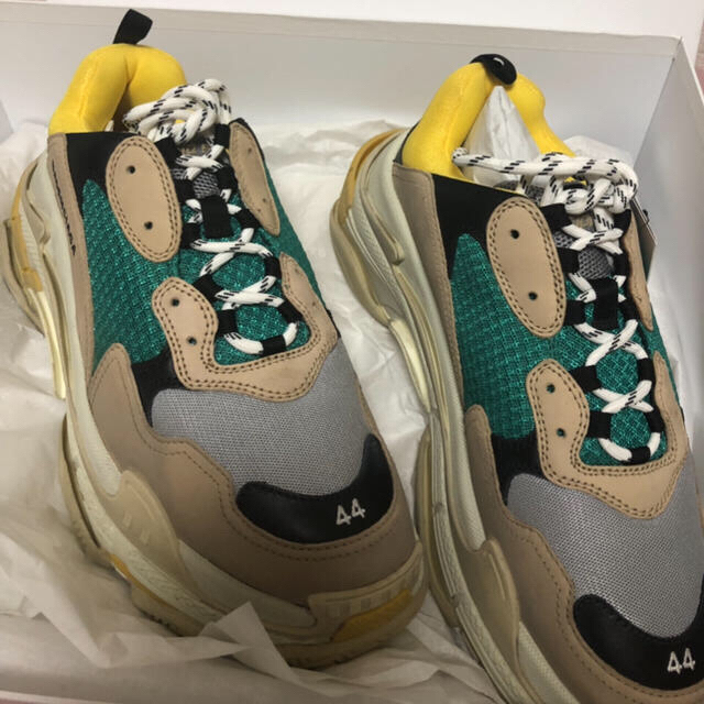 一流の品質 Balenciaga - KB21 39 Balenciaga Triple S 黒赤 スニーカー - cerdika.com