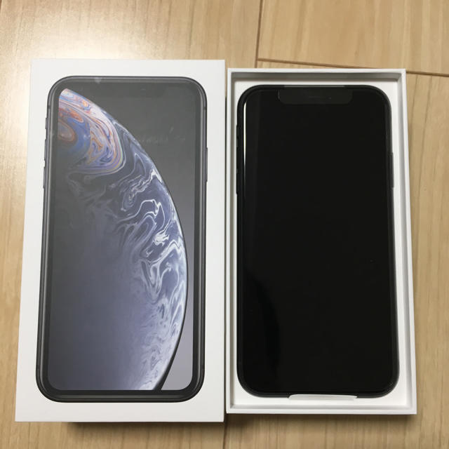 Apple - iPhone XR 64gb 新品未使用 simフリー 黒 au 判定◯