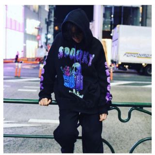 ミルクボーイ(MILKBOY)のmilkboy SPOOKY HOODIE パーカー(パーカー)