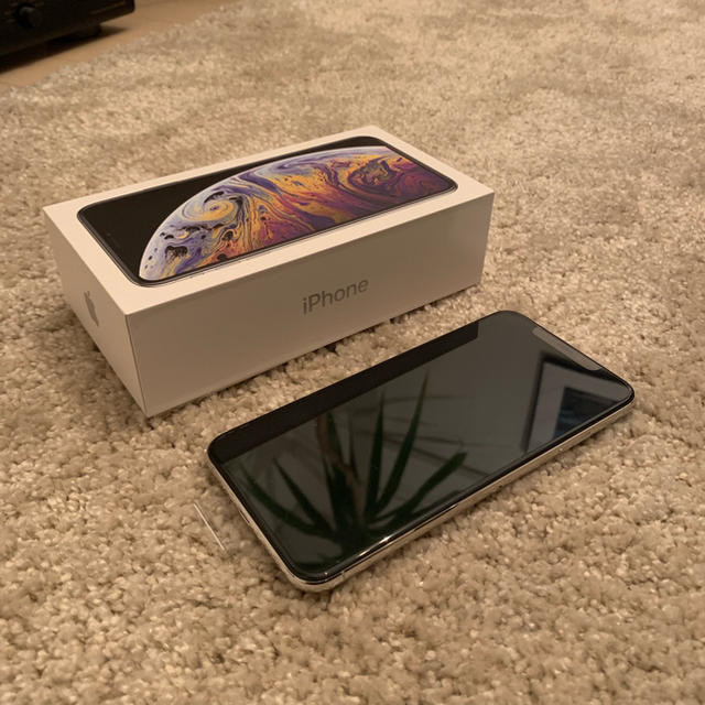 iPhone XS MAX シルバー 256GB SIMフリー - スマートフォン本体