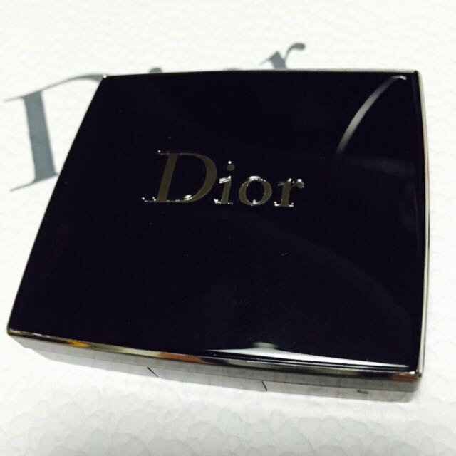 Christian Dior(クリスチャンディオール)のディオール アイシャドウ コスメ/美容のベースメイク/化粧品(その他)の商品写真