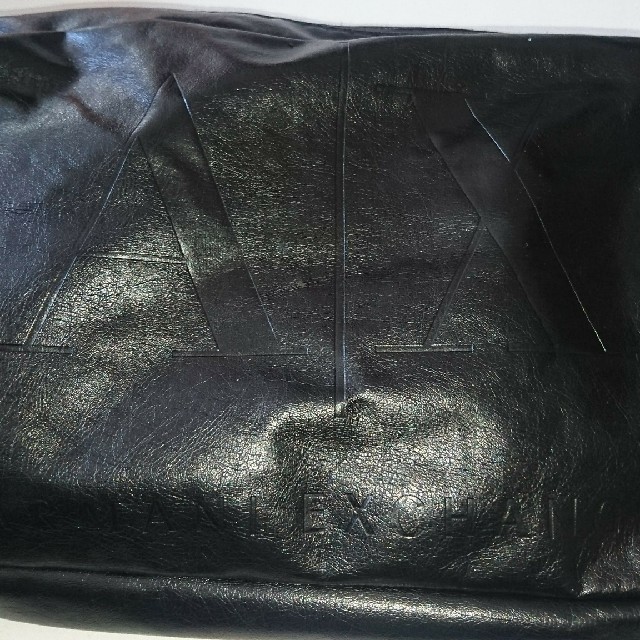ARMANI EXCHANGE(アルマーニエクスチェンジ)のボディバッグ  メンズのバッグ(ボディーバッグ)の商品写真