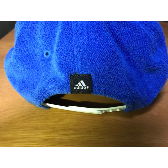 adidas(アディダス)のadidas パイルキャップ メンズの帽子(キャップ)の商品写真