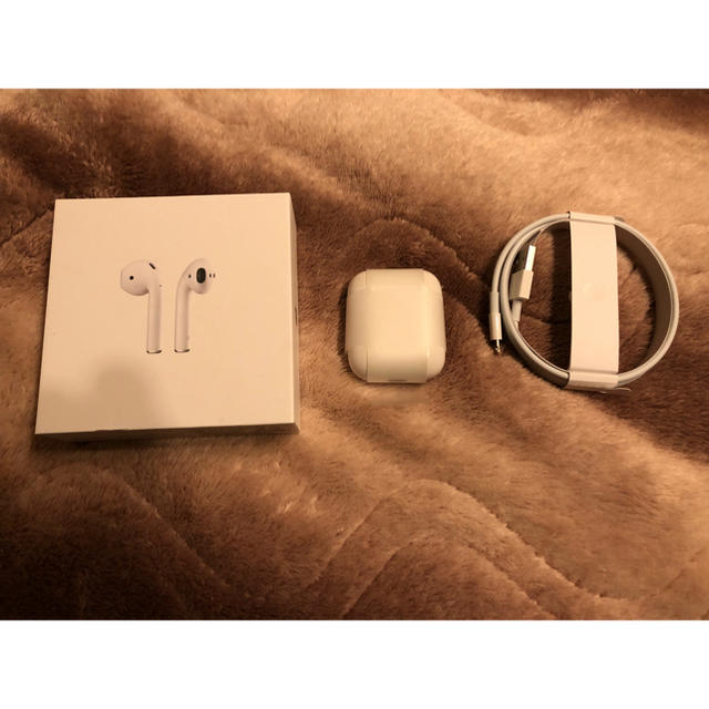 AirPods