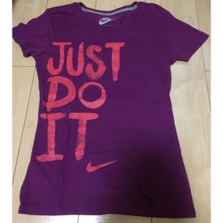 ナイキ(NIKE)のNIKE Tシャツ(Tシャツ(半袖/袖なし))