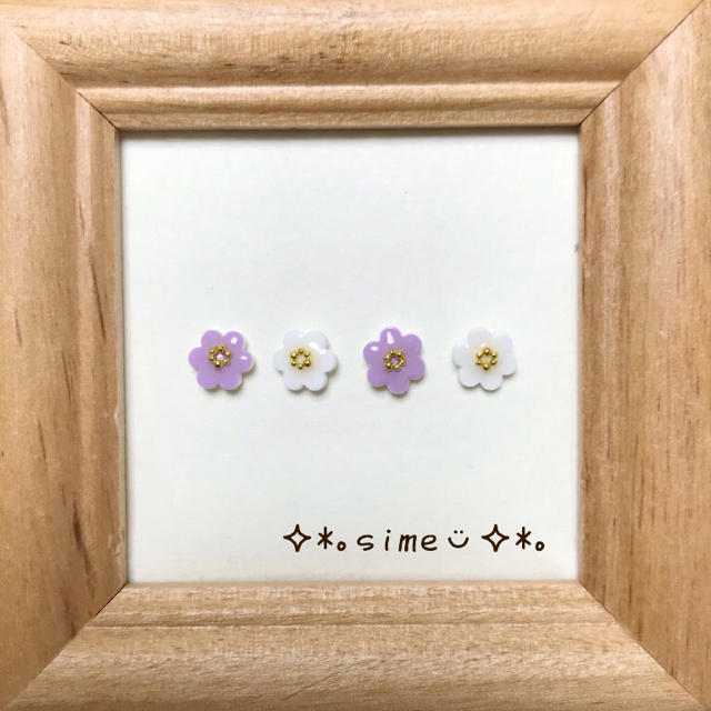 北欧♡小さいお花のピアスセット♡薄紫色/白色 ハンドメイドのアクセサリー(ピアス)の商品写真