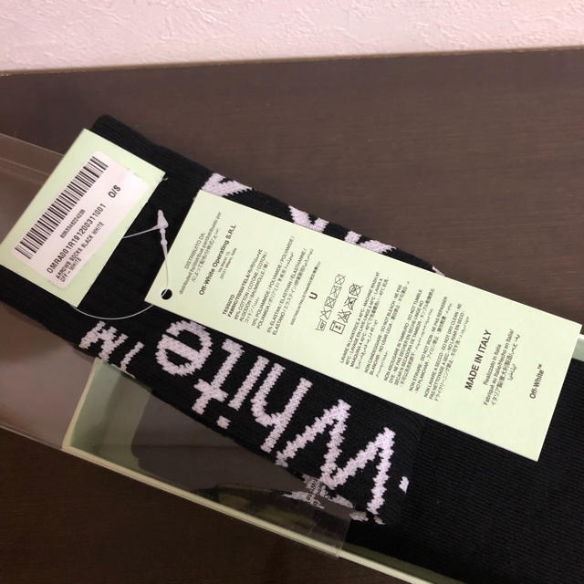 OFF-WHITE(オフホワイト)のOFF-WHITE C/O SOCKS 19SS ソックス オフホワイト 靴下 メンズのレッグウェア(ソックス)の商品写真