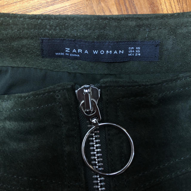 ZARA(ザラ)のZARA スエードスカート レディースのスカート(ミニスカート)の商品写真