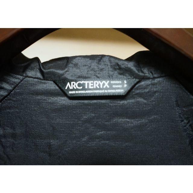 ARC'TERYX(アークテリクス)のアークテリクス　アトム LT フーディ ウィメンズ レディースのジャケット/アウター(ブルゾン)の商品写真