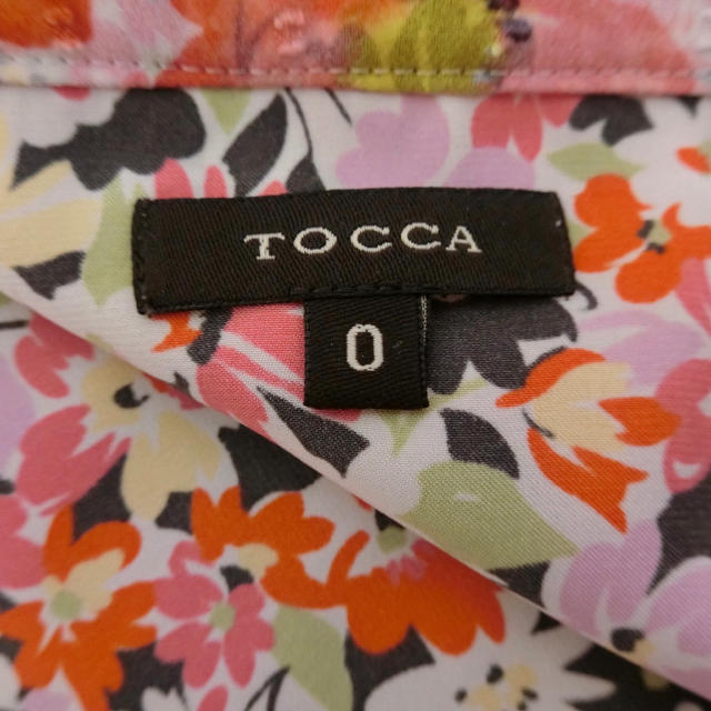 TOCCA(トッカ)の【フラワープリント スカート】TOCCA 0 重ね  水彩 レディースのスカート(ひざ丈スカート)の商品写真