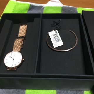 ダニエルウェリントン(Daniel Wellington)のダニエルウエリントン レディース時計とブレスレット 値下げさせて頂きます❣️(腕時計)