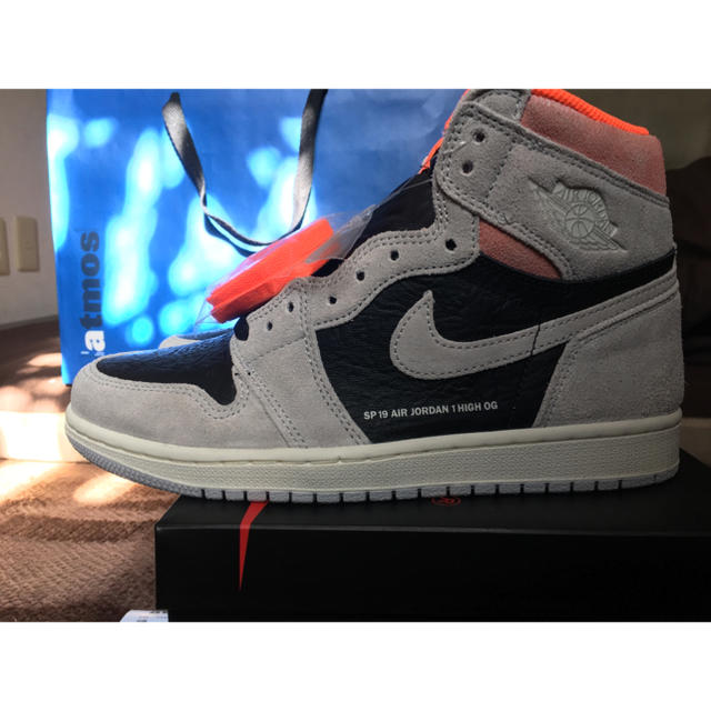 AIR JORDAN 1 RETRO HIGH OG HYPER CRIMSON