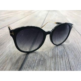 トムフォード(TOM FORD)の今だけ格安!! TOM FORD トムフォード　TF0642　ブラック(サングラス/メガネ)