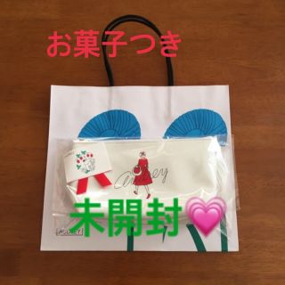 お菓子つき未開封💗オードリー❁名古屋限定ポーチ(菓子/デザート)