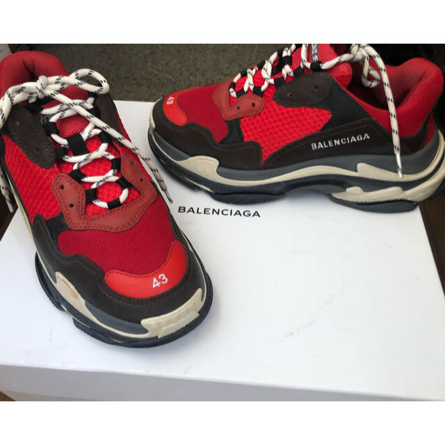 スニーカーBALENCIAGA triple s レッド 赤 トリプルエス