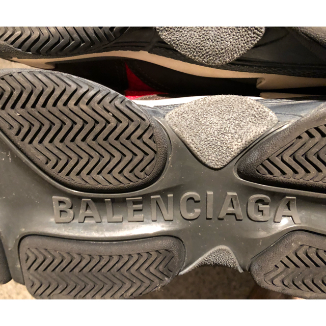 Balenciaga(バレンシアガ)のBALENCIAGA triple s レッド 赤 トリプルエス  メンズの靴/シューズ(スニーカー)の商品写真