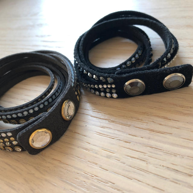 SWAROVSKI(スワロフスキー)のスワロフスキー ブレスレット2点 black/brown レディースのアクセサリー(ブレスレット/バングル)の商品写真