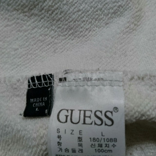 GUESS(ゲス)の●最終●良品● GUESS パーカー ドロップショルダー IVY L メンズのトップス(パーカー)の商品写真