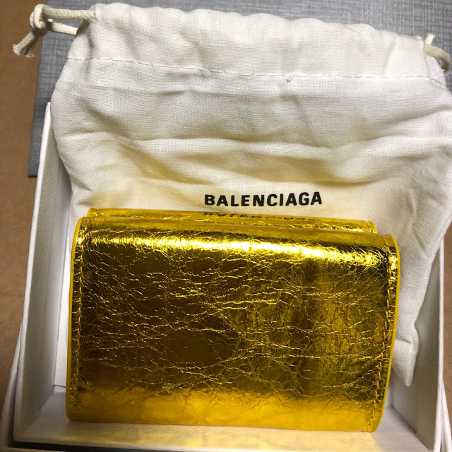 専用 Balenciaga(バレンシアガ) ミニペーパーウォレット ゴールド