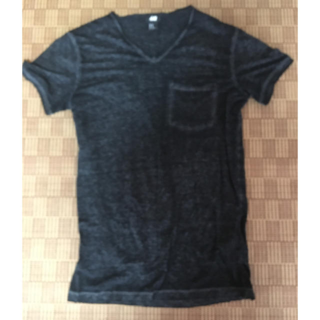 H&M(エイチアンドエム)のTシャツ メンズのトップス(Tシャツ/カットソー(半袖/袖なし))の商品写真