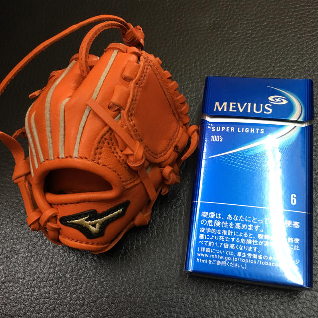 MIZUNO(ミズノ)のミニチュアグラブ ハンドメイドのおもちゃ(ミニチュア)の商品写真