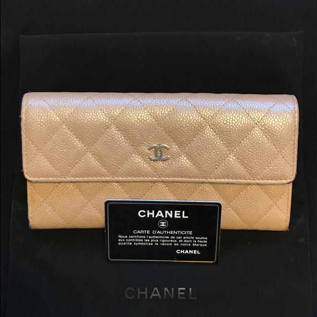 CHANEL(シャネル)のCHANELマトラッセ キャビアスキン 長財布 レディースのファッション小物(財布)の商品写真