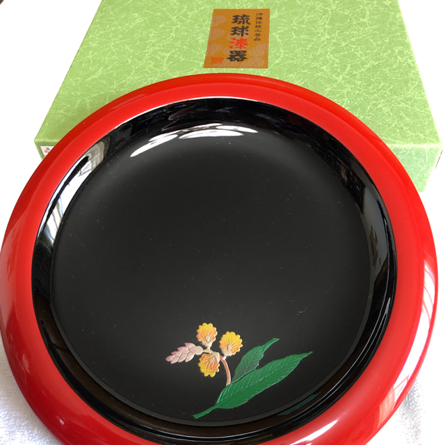 琉球漆器 コーヒーカップ+お皿 インテリア/住まい/日用品のキッチン/食器(食器)の商品写真