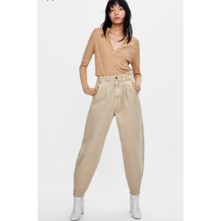 ザラ(ZARA)の完売‼️ ZARA 新品 ダーツ入りデニムパンツ(デニム/ジーンズ)