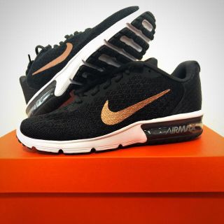 ナイキ(NIKE)の【新品】NIKE ナイキ  エアーマックス レディース  スニーカー 23.5(スニーカー)