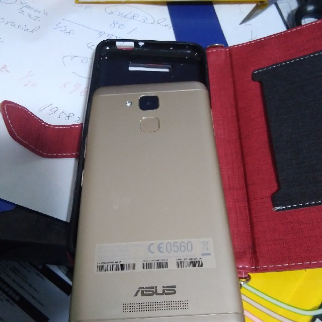 ASUS(エイスース)のスマホ　ASUS Zenphone 3  Max ZC 520Tl中古 スマホ/家電/カメラのスマートフォン/携帯電話(スマートフォン本体)の商品写真