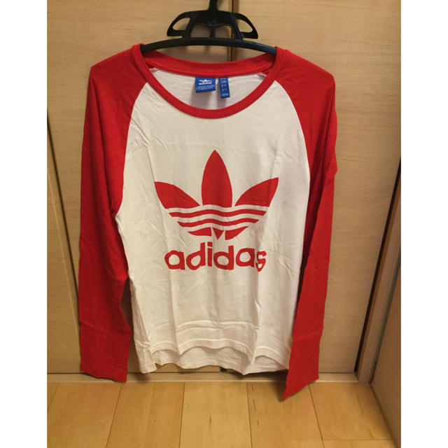 adidas(アディダス)のTシャツ レディースのトップス(Tシャツ(長袖/七分))の商品写真