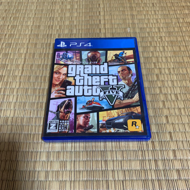 PlayStation4(プレイステーション4)のGrand Theft Auto V エンタメ/ホビーのゲームソフト/ゲーム機本体(家庭用ゲームソフト)の商品写真