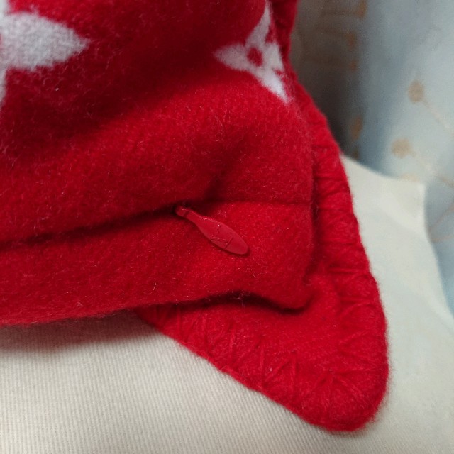 ヴィトン シュプリーム LV vuitton Supreme コラボ クッション ヴィトン シュプリーム LV vuitton Supreme コラボ クッション