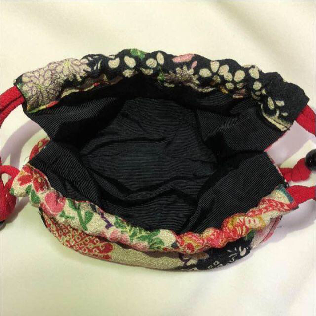☆季節ものセール☆　❤︎ちりめん素材 和柄巾着袋❤︎ レディースのバッグ(その他)の商品写真