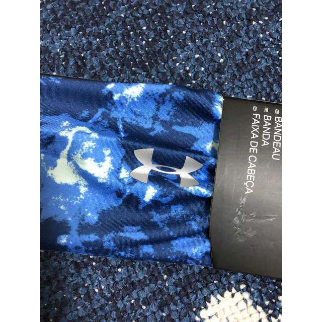 UNDER ARMOUR(アンダーアーマー)の【新品】アンダーアーマー ヘアーバンド スポーツ/アウトドアのトレーニング/エクササイズ(トレーニング用品)の商品写真