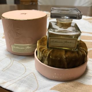 レイジースーザン(LAZY SUSAN)のアントニアズフラワーズ 香水 〈アソルート〉30ml 再出品(香水(女性用))