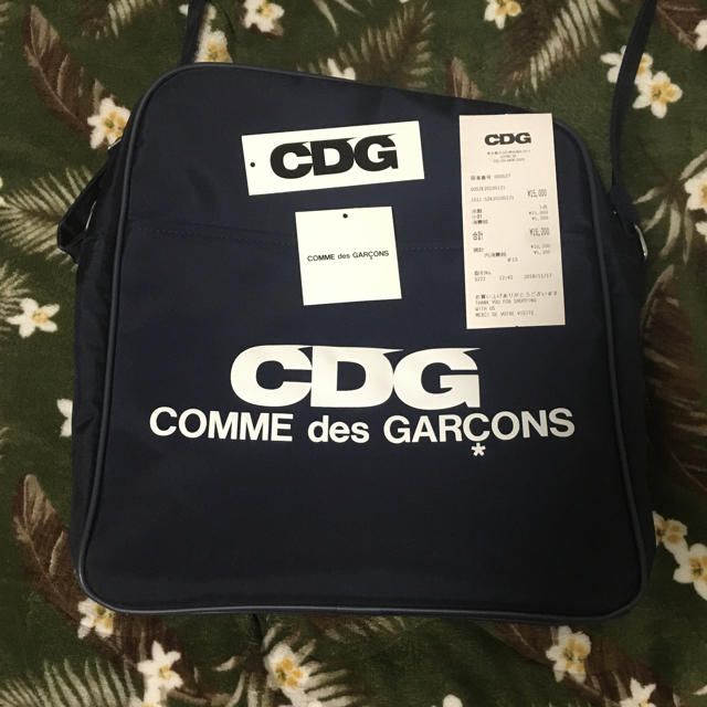 CDG ショルダー バッグ 確実正規品