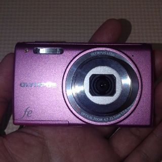 オリンパス(OLYMPUS)の亀のす様専用　オリンパス　コンパクトデジタルカメラ　FE-5050　中古(コンパクトデジタルカメラ)