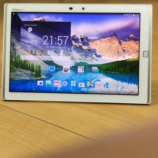 フジツウ(富士通)のdocomo arrows タブレット F03G 本体のみ(タブレット)