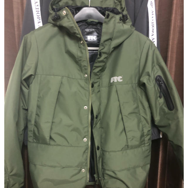 FTC - FTC mountain jacketの通販 by Gom's shop｜エフティーシーなら ...